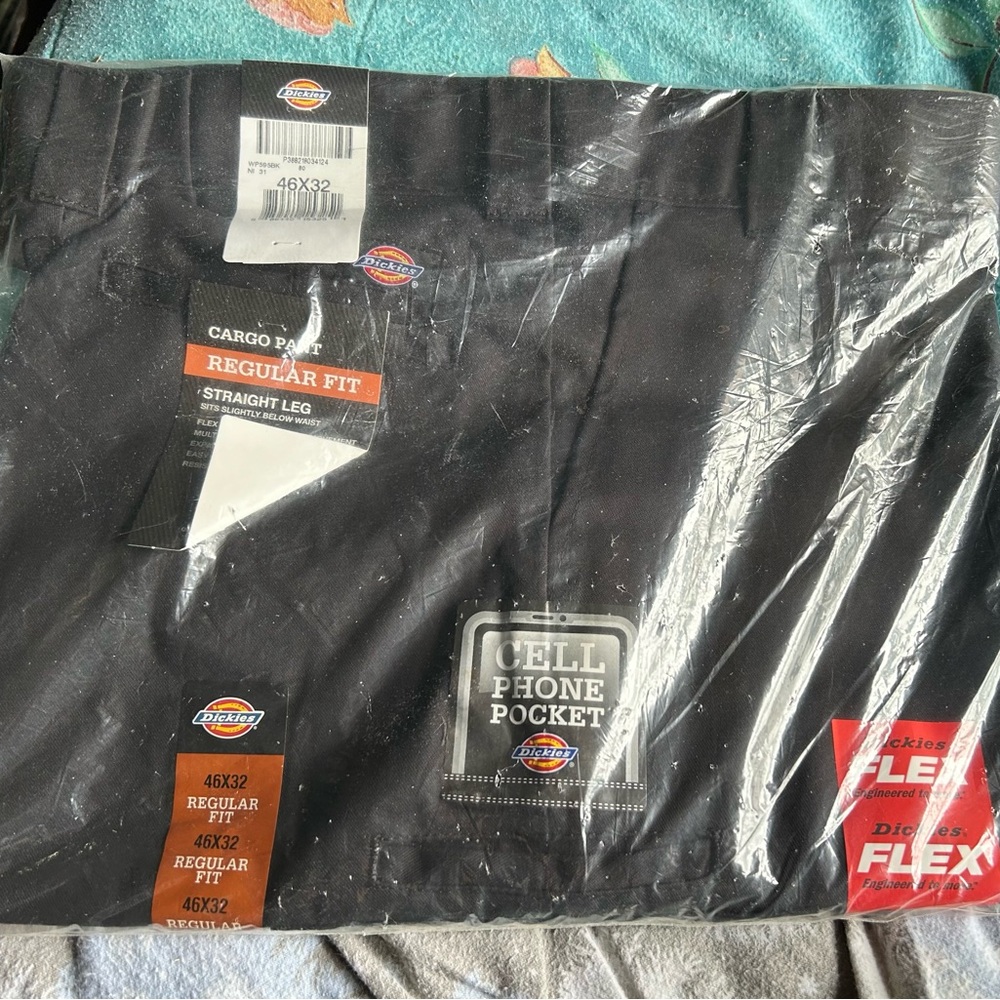 Dickies Cargo Pants size 46 x 32